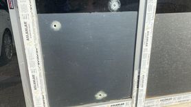 Adana'da Oto Galeriye Silahlı Saldırı: İki Şüpheli Tutuklandı