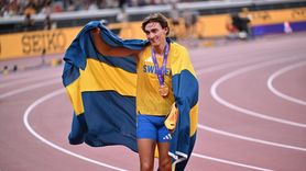 Armand Duplantis Dünya Rekorunu Kırdı