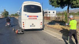 Aydın'da Midibüse Çarpan Elektrikli Bisiklet Kazası