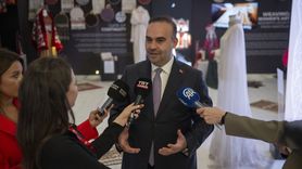 Bakan Kacır'dan "Anadoludakiler" Sergisine Ziyaret