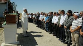 BBP Genel Başkanı Destici, Eskişehir'de Cenaze Törenine Katıldı