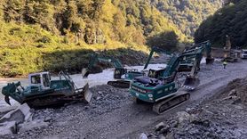 Çamlıhemşin-Ayder Yaylası Yolunda Bakanlar İncelemelerde Bulundu