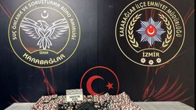 İzmir'de Kümeste Uyuşturucu Yakalandı