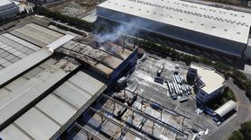 İzmir'deki Çelik Konstrüksiyon Fabrikasındaki Yangın Kontrol Altına Alındı