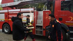 Kastamonu'da İtfaiye Ekiplerine Sürpriz Kutlama