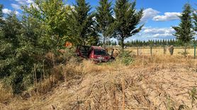 Kırklareli'nde Tarlaya Devrilen Otomobilde 4 Yaralı