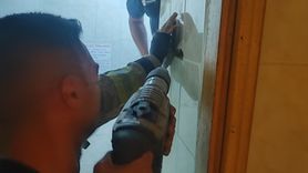 Kocaeli'de Havalandırma Boşluğuna Düşen Kişi Kurtarıldı