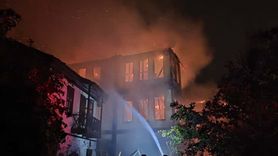 Mudurnu'da Tarihi Konakta Yangın Çıktı: İki Kişi Tutuklandı