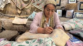 Özbek Suzani Geleneği: Renkli Motiflerle Kültürel Mirası Yaşatmak