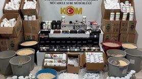 Samsun'da Sahte Gıda Takviyeleri Üreten Zanlı Yakalandı