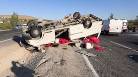 Şanlıurfa'da Tarım İşçilerini Taşıyan Minibüs Devriildi: 19 Yaralı