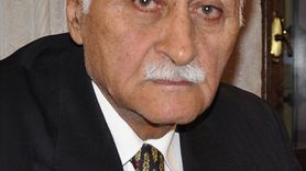 Yavuz Bülent Bakiler: Türk Edebiyatının Milli Sesi