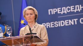 AB Komisyonu Başkanı von der Leyen, Sırbistan'ı Üyelik İçin Adım Atmaya Davet Etti