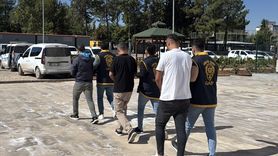 Adıyaman'da Husumetli Üç Kişi Adliye Önünde Silahlarla Yakalandı