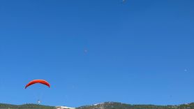 Antalya'da Dünya Yamaç Paraşütü Hedef Şampiyonası Devam Ediyor