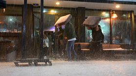 Antalya'da Sağanak ve Dolu Etkili Oldu