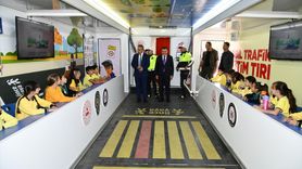 Ardahan'da Trafik Bilinci İçin Mobil Eğitim Tırı