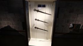 Arslantepe Höyüğü'nde Bulunan 5,500 Yıllık Kılıçlar