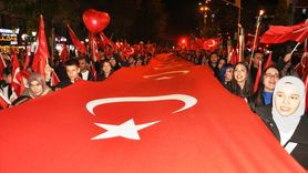 Cumhuriyet Bayramı Kutlamaları: Kütahya ve Çanakkale'de Fener Alayı Coşkusu