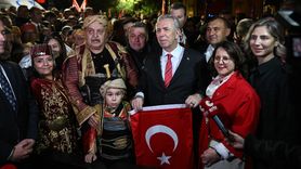 Cumhuriyet Bayramı'nda Coşkulu Fener Alayı