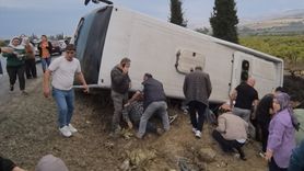 Denizli'de Midibüs Devrildi: 1 Ölü, 32 Yaralı