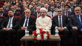Diyanet İşleri Başkanı Arpaguş'tan Camilerin Önemi Vurgusu