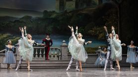 İDOB'dan Kuğu Gölü Balesi: Ricardo Amarante'nin Koreografisiyle Yeniden Hayat Buluyor