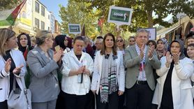 İzmir'de Gazze İçin Sessiz Çığlık Etkinliği Düzenlendi