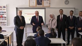 Kamu Başdenetçisi Akarca, Öğrencilere Hak Arama Kültürünü Açıkladı