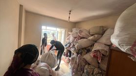 Karabük'te Bir Evden Çıkan Kamyon Dolusu Çöp Temizlendi