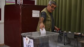 KKTC'de Cumhurbaşkanı Seçiminde Oy Kullanma Süreci Başladı