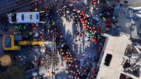 Kocaeli'de Çöken Bina Sonrası Aileler Misafir Ediliyor