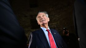 Kont Nikolai Tolstoy İstanbul'da Yedikule Hisarı'nı Ziyaret Etti