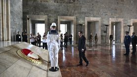 LÖSEV'den Anıtkabir'e Duygu Dolu Ziyaret