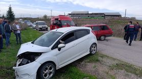 Manyas'ta Trafik Kazasında Bir Kişi Ağır Yaralandı