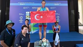 Sinem Francisca Tous Asya Triatlon Kupası'nda Altın Madalya Kazandı