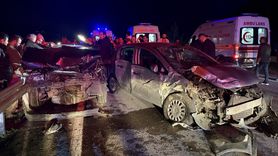 Sinop'ta Lastik Değişimi Sırasında Kaza: 4 Yaralı