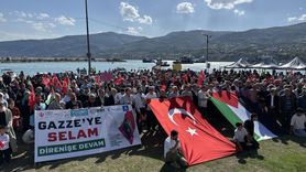 Sinop'ta 'Özgür Filistin'in Yanındayız' Yürüyüşü Gerçekleşti