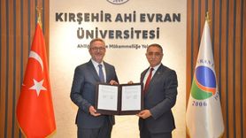 Ulaştırma ve Altyapı Bakanı Uraloğlu Kırşehir'de Gençlerle Buluştu