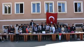 Van'daki Okullardan Gazze'ye Destek Kermesi