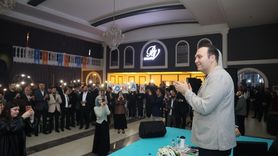 Yusuf İbiş İzmir'de Gençlerle Buluştu