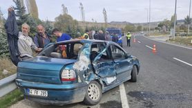 Uşak'ta Tır ile Otomobil Çarpıştı: 1 Yaralı