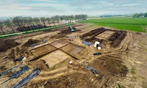 Hollanda'da 4 Bin Yıllık Tapınak Keşfedildi