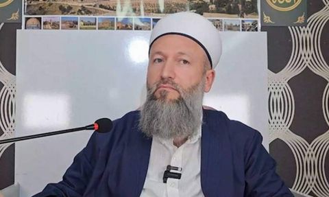 İlahiyatçı Hüseyin Çevik'ten LPG'li Dolmuş Şoförleri ve Polisler Hakkında Tartışmalı Açıklama