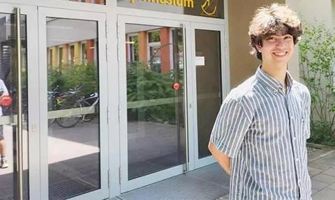 15 Yaşındaki Türk Öğrenci Efe Berk, Almanya’da Üniversiteye Kabul Edildi