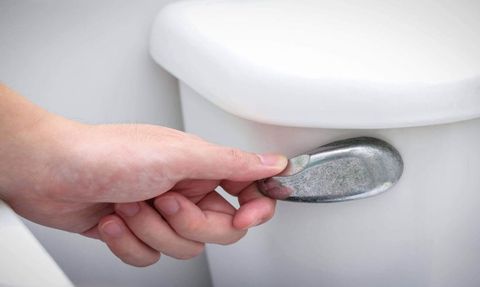 Alzheimer Hastalığının Erken Belirtileri: Tuvaletteki Değişiklikler