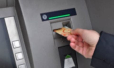 Annesinin Ölümünü 30 Yıl Boyunca Sakladı! Yardım Fonlarını Almaya Devam Etti