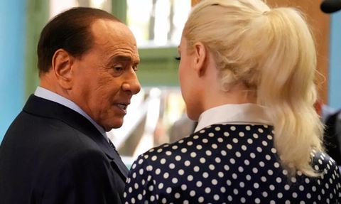 Berlusconi'nin Vasiyeti Açıldı: İşte Kararları