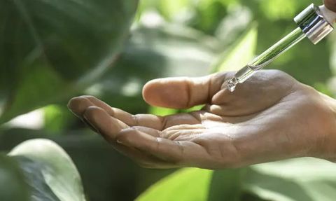 Saç Dökülmesini Engellemek İçin Sirke Kullanabilirsiniz