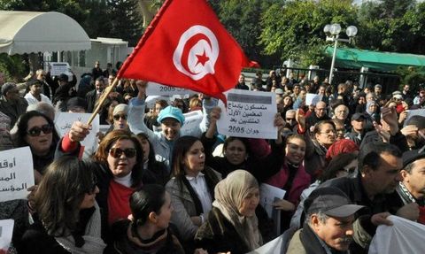 Zam İsteyen Öğretmenlerin Maaşları Askıya Alındı, Okul Müdürleri İse Kovuldu